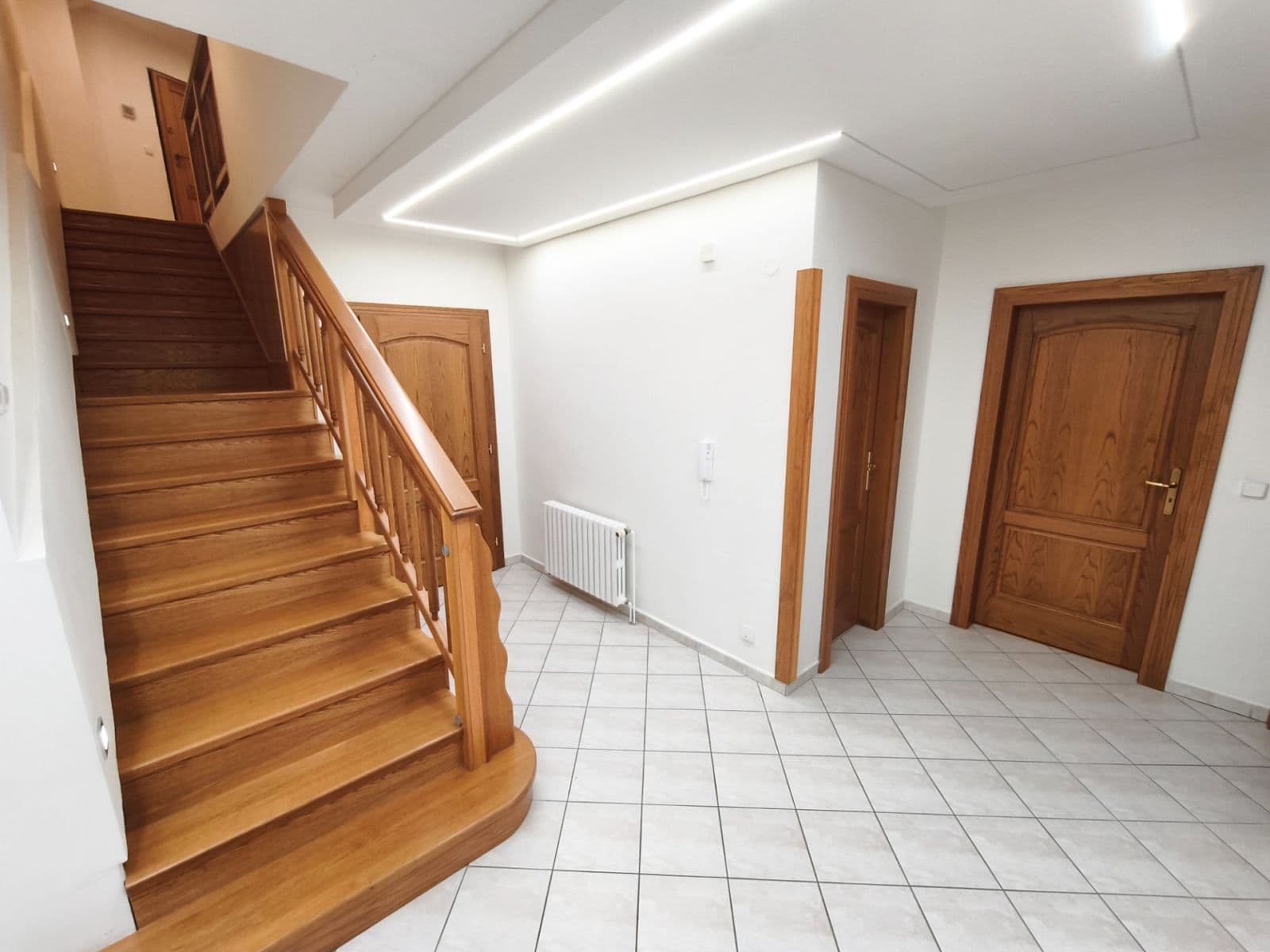 Predaj bytu 5-izbový 212 m², Keltičkova, Ostrava, Moravskoslezský kraj Predaj bytu 5-izbový 212 m², Keltičkova, Ostrava, Moravskoslezský kraj