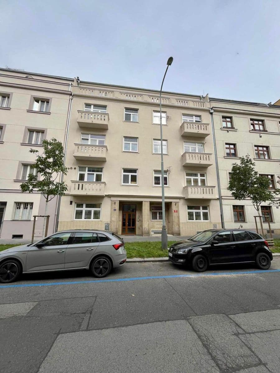 Predaj bytu 1-izbový 27 m², Malešická, Praha, Praha Predaj bytu 1-izbový 27 m², Malešická, Praha, Praha