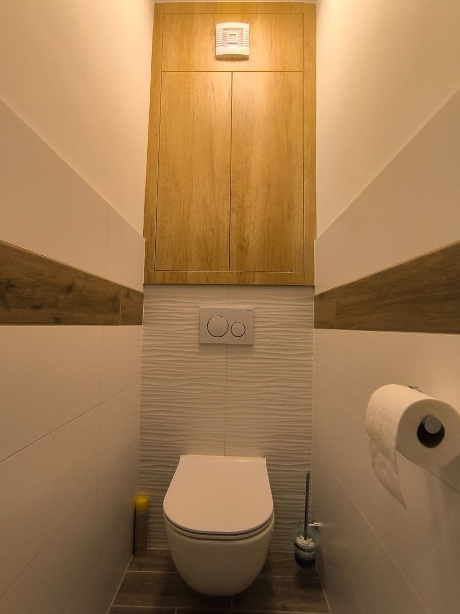 Predaj bytu 3-izbový 70 m², Cígeľská, Rača, Bratislavský kraj Predaj bytu 3-izbový 70 m², Cígeľská, Rača, Bratislavský kraj