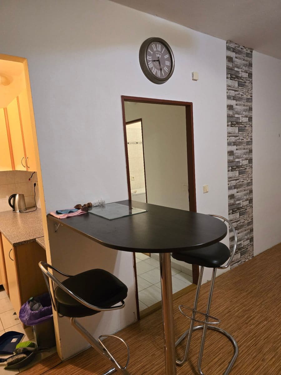 Prenájom bytu 1-izbový 50 m², Pražská, Havlíčkův Brod, Kraj Vysočina Prenájom bytu 1-izbový 50 m², Pražská, Havlíčkův Brod, Kraj Vysočina