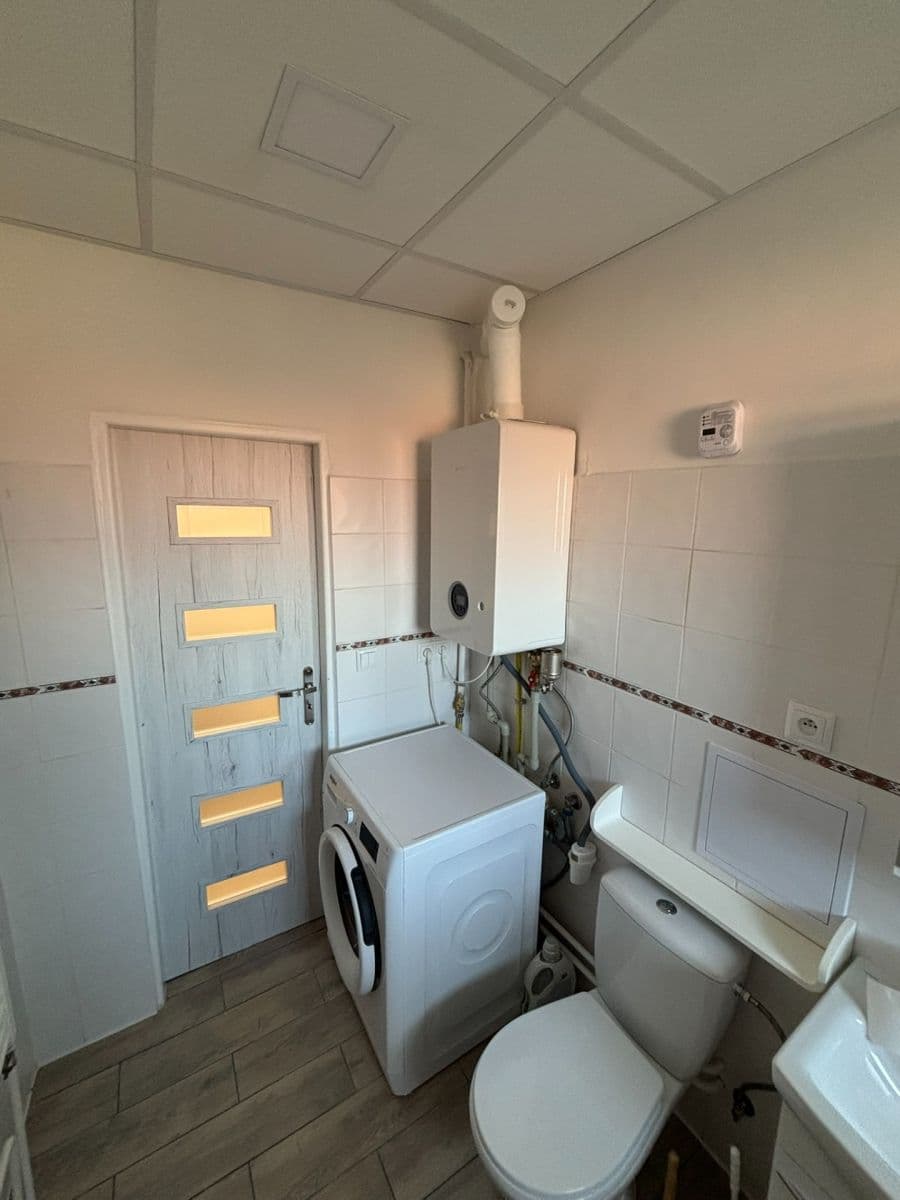 Prenájom bytu 2-izbový 50 m², Čsl. armády, Most, Ústecký kraj Prenájom bytu 2-izbový 50 m², Čsl. armády, Most, Ústecký kraj