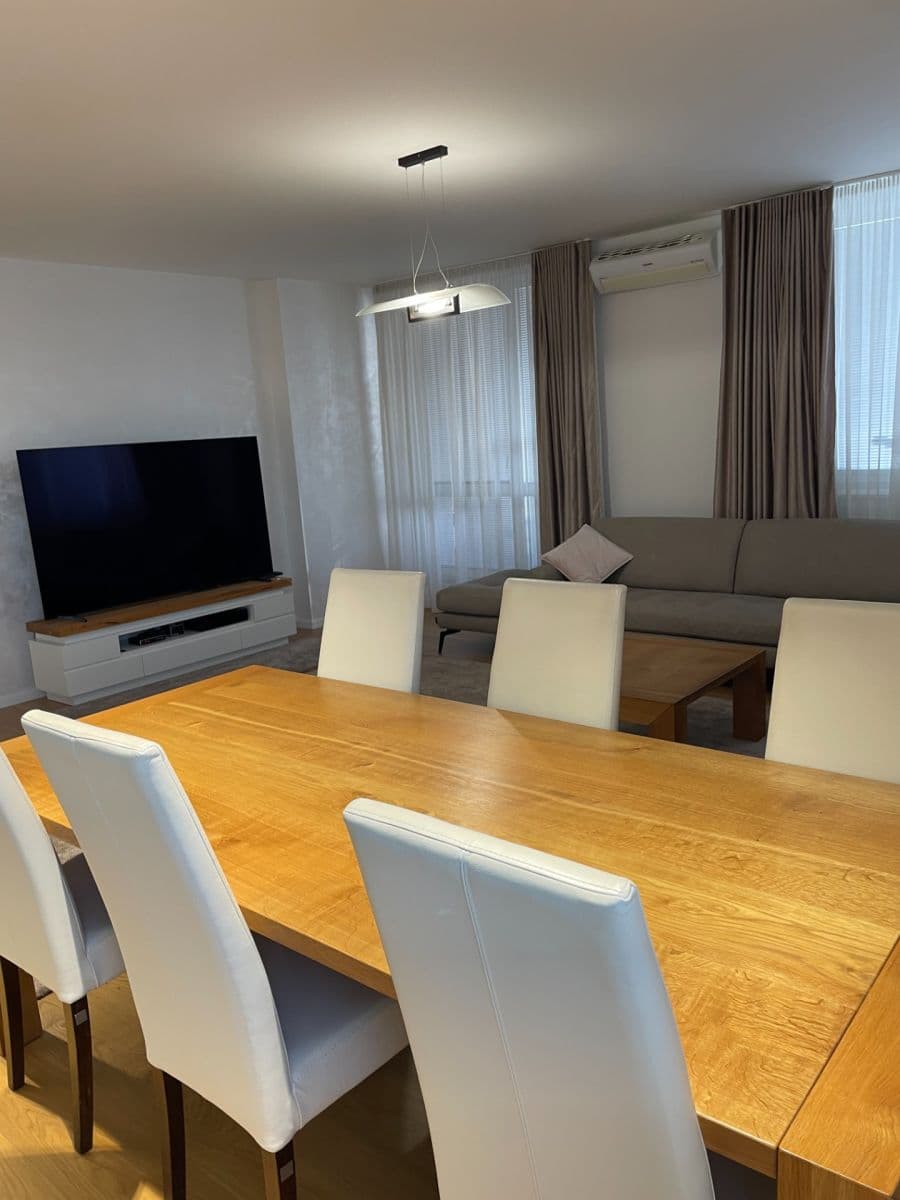 Predaj bytu 4-izbový 170 m², Nové Mesto, Bratislavský kraj Predaj bytu 4-izbový 170 m², Nové Mesto, Bratislavský kraj