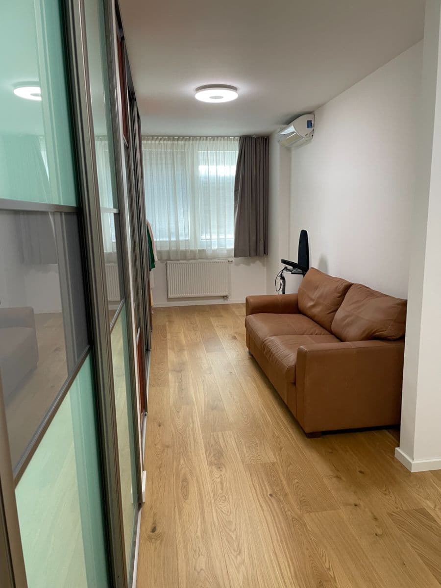 Predaj bytu 4-izbový 170 m², Nové Mesto, Bratislavský kraj Predaj bytu 4-izbový 170 m², Nové Mesto, Bratislavský kraj