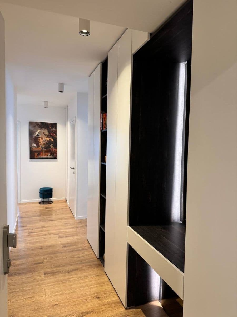 Predaj bytu 3-izbový 78 m², Zadunajská cesta, Petržalka, Bratislavský kraj Predaj bytu 3-izbový 78 m², Zadunajská cesta, Petržalka, Bratislavský kraj