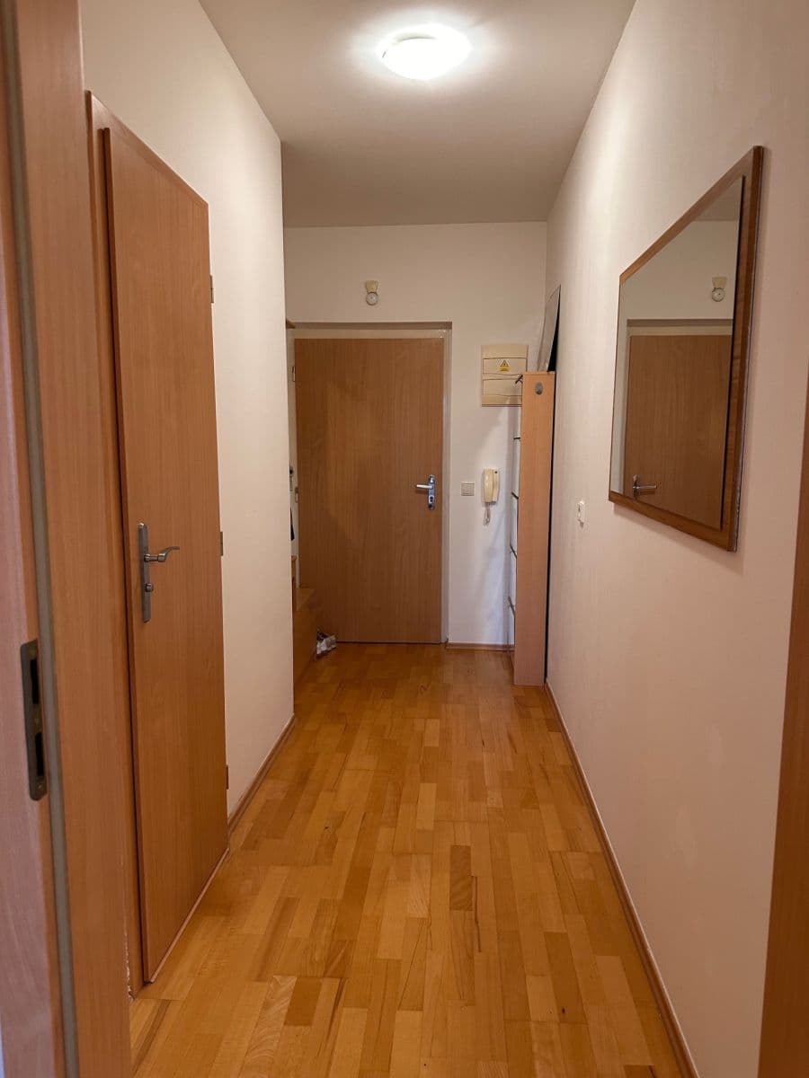 Predaj bytu 2-izbový 58 m², Petrohradská, Praha, Praha Predaj bytu 2-izbový 58 m², Petrohradská, Praha, Praha