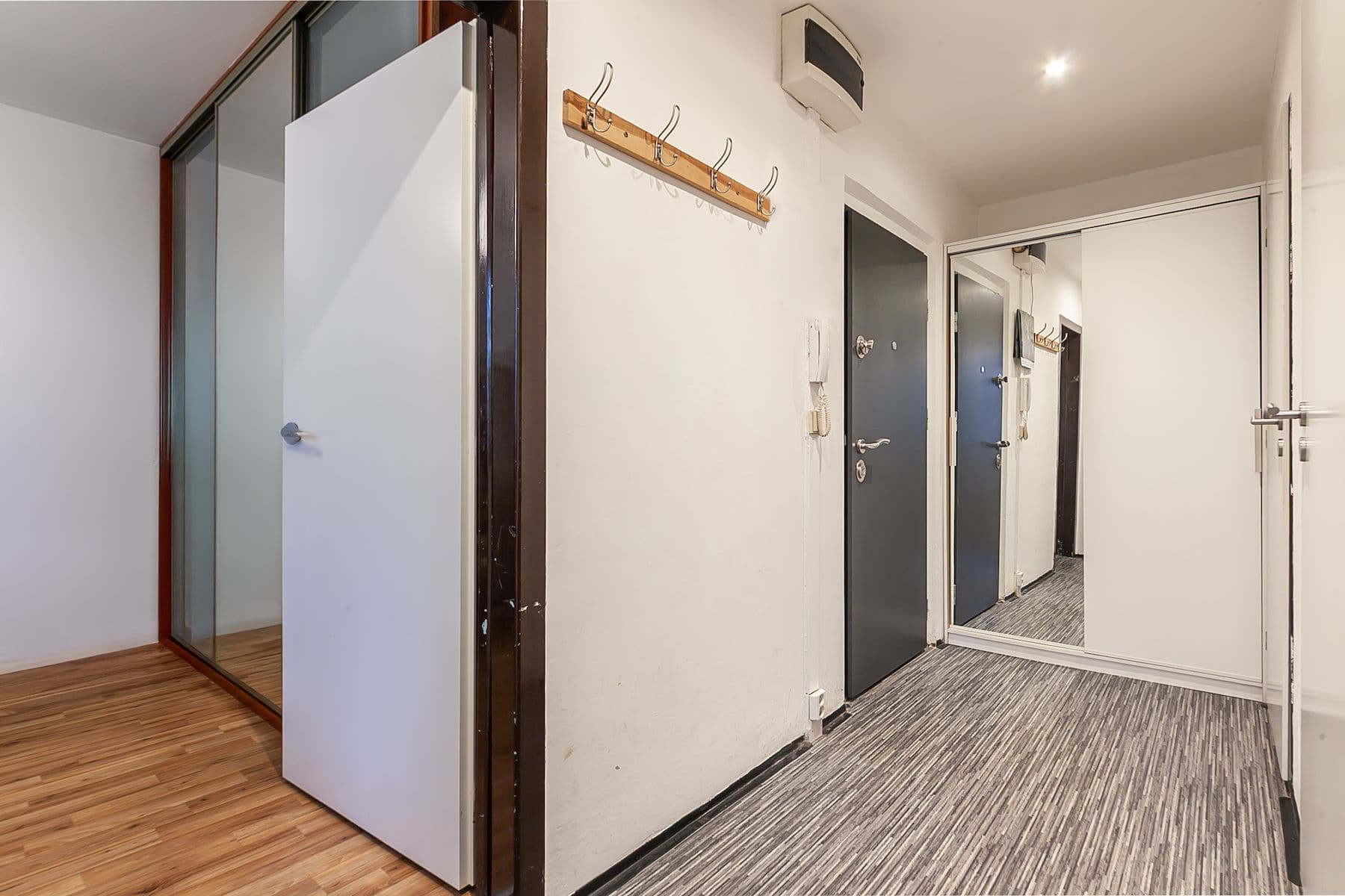 Predaj bytu 3-izbový 54 m², Cafourkova, Praha, Praha Predaj bytu 3-izbový 54 m², Cafourkova, Praha, Praha