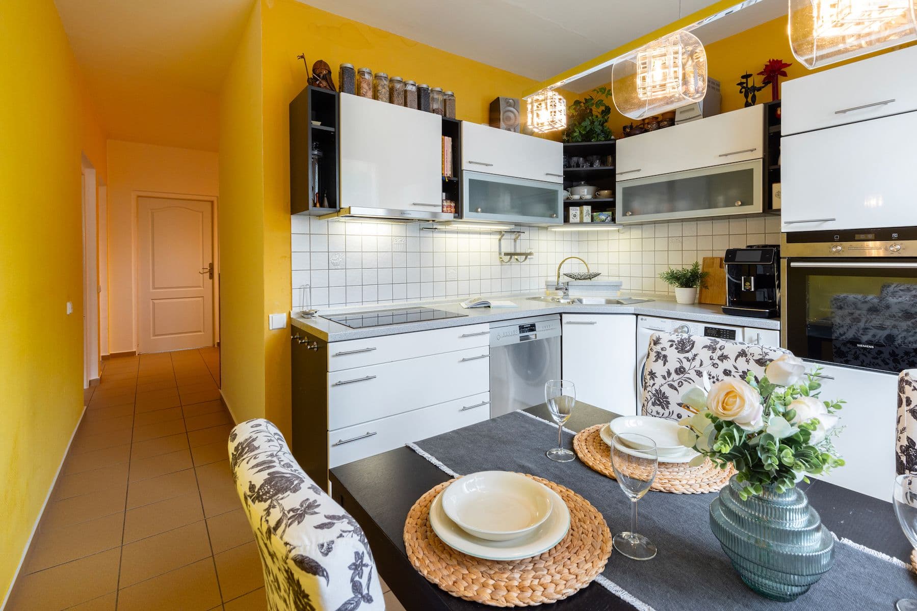 Predaj bytu 3-izbový 70 m², Tasovská, Praha, Praha Predaj bytu 3-izbový 70 m², Tasovská, Praha, Praha