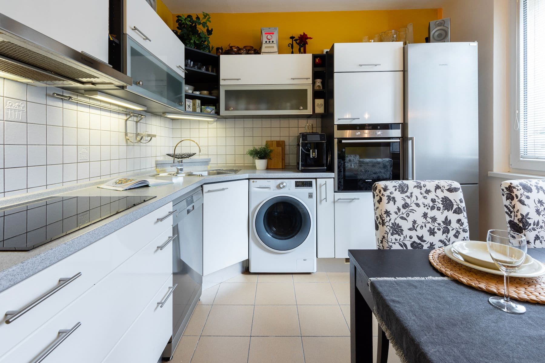 Predaj bytu 3-izbový 70 m², Tasovská, Praha, Praha Predaj bytu 3-izbový 70 m², Tasovská, Praha, Praha