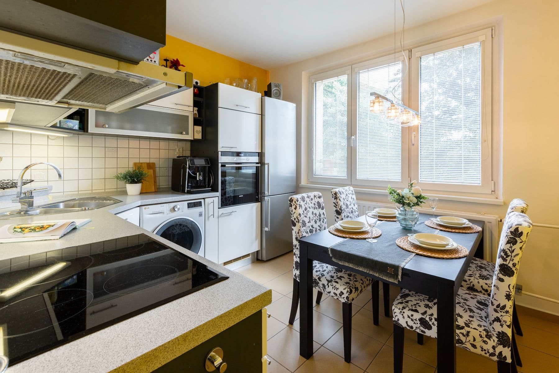 Predaj bytu 3-izbový 70 m², Tasovská, Praha, Praha Predaj bytu 3-izbový 70 m², Tasovská, Praha, Praha