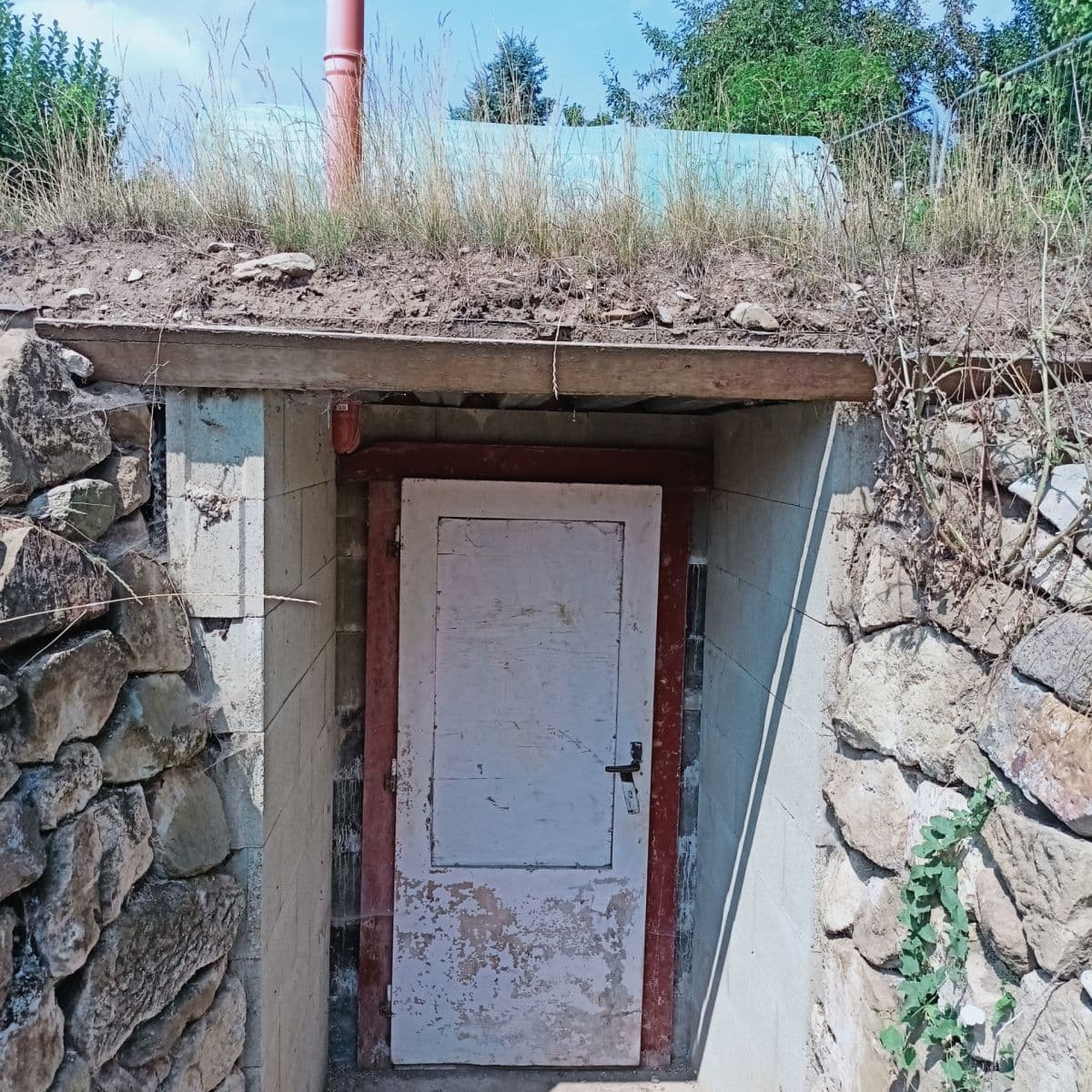 Predaj rekreačného objektu 30 m², pozemek 800 m², Velemín, Ústecký kraj Predaj rekreačného objektu 30 m², pozemek 800 m², Velemín, Ústecký kraj