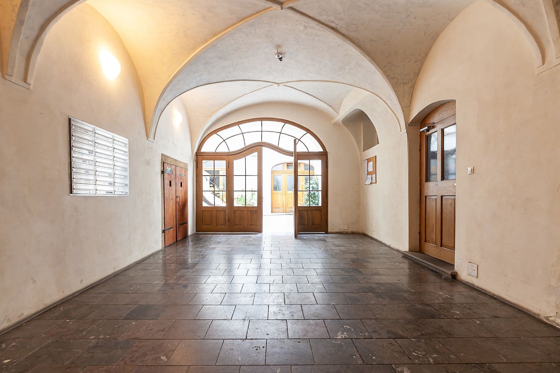 Predaj bytu 4-izbový 122 m², Tomášská, Praha, Praha Predaj bytu 4-izbový 122 m², Tomášská, Praha, Praha