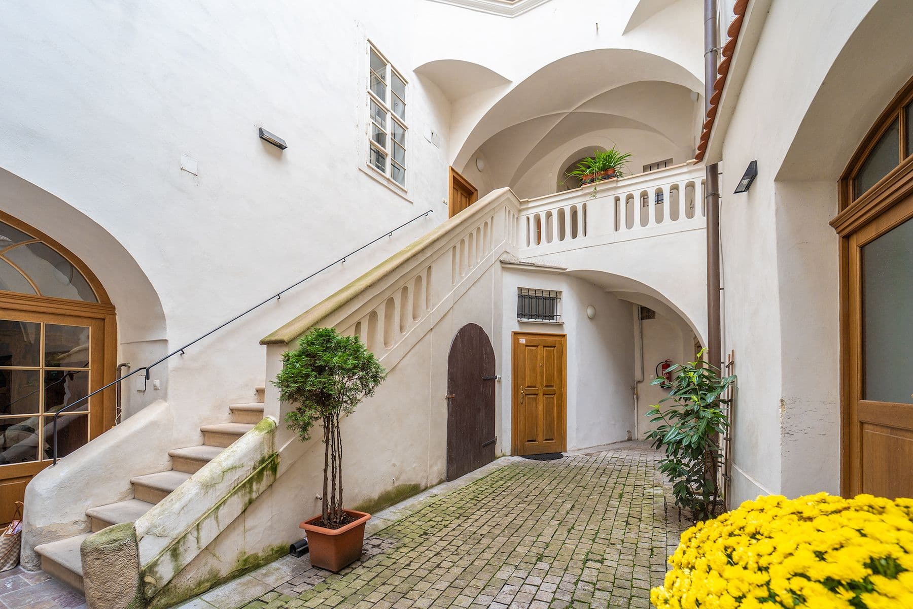 Predaj bytu 4-izbový 122 m², Tomášská, Praha, Praha Predaj bytu 4-izbový 122 m², Tomášská, Praha, Praha