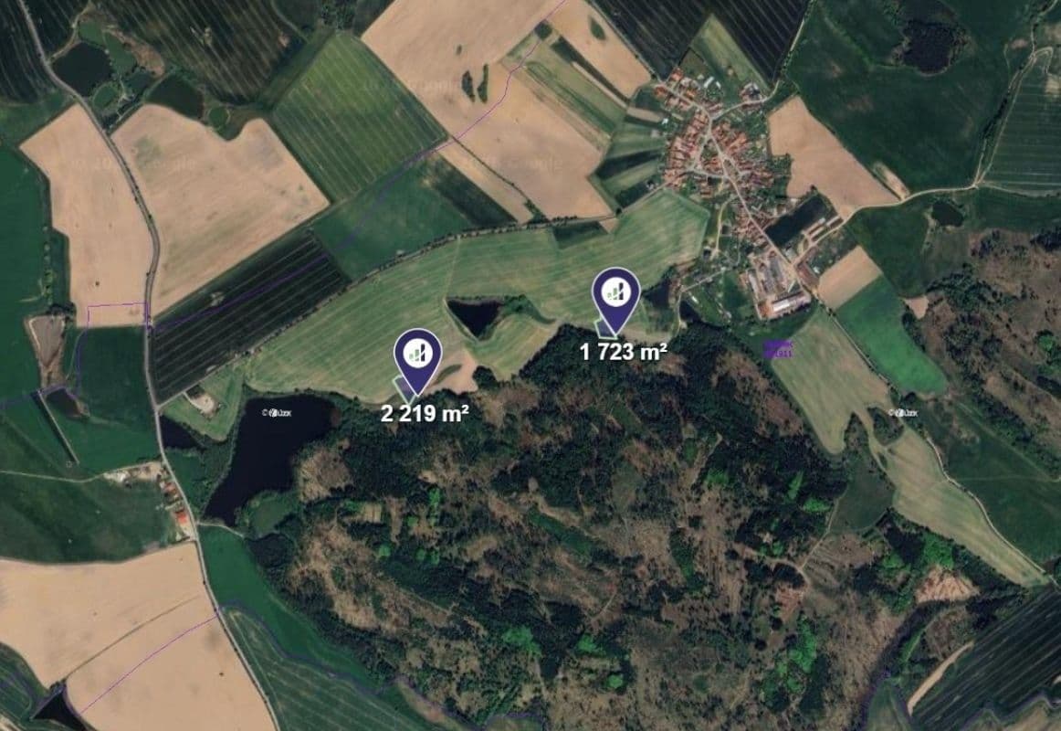 Predaj pozemku 3.942 m², Kadolec, Kraj Vysočina Predaj pozemku 3.942 m², Kadolec, Kraj Vysočina
