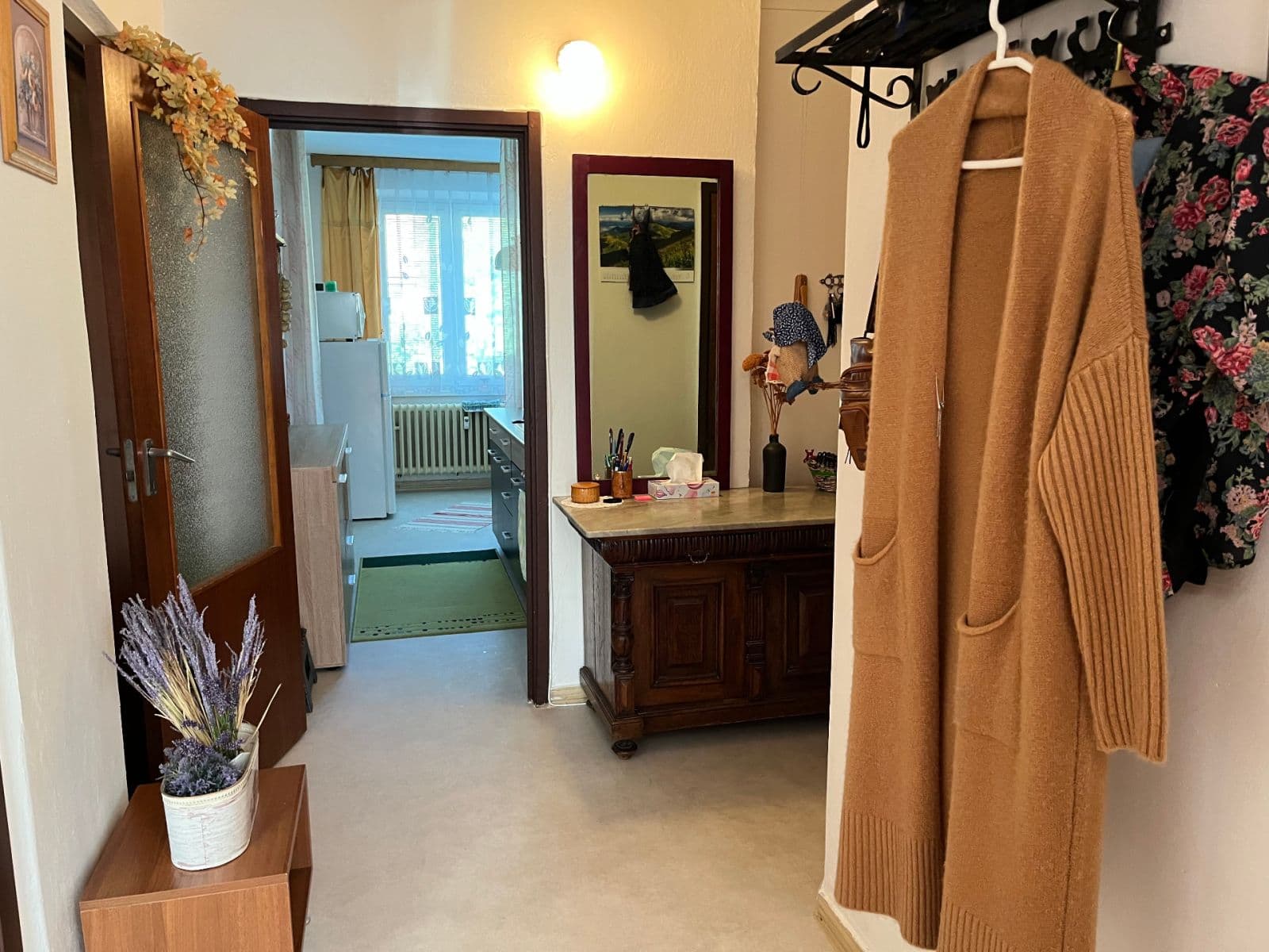 Prenájom bytu 3-izbový 76 m², Dolná, Banská Štiavnica, Banskobystrický kraj Prenájom bytu 3-izbový 76 m², Dolná, Banská Štiavnica, Banskobystrický kraj