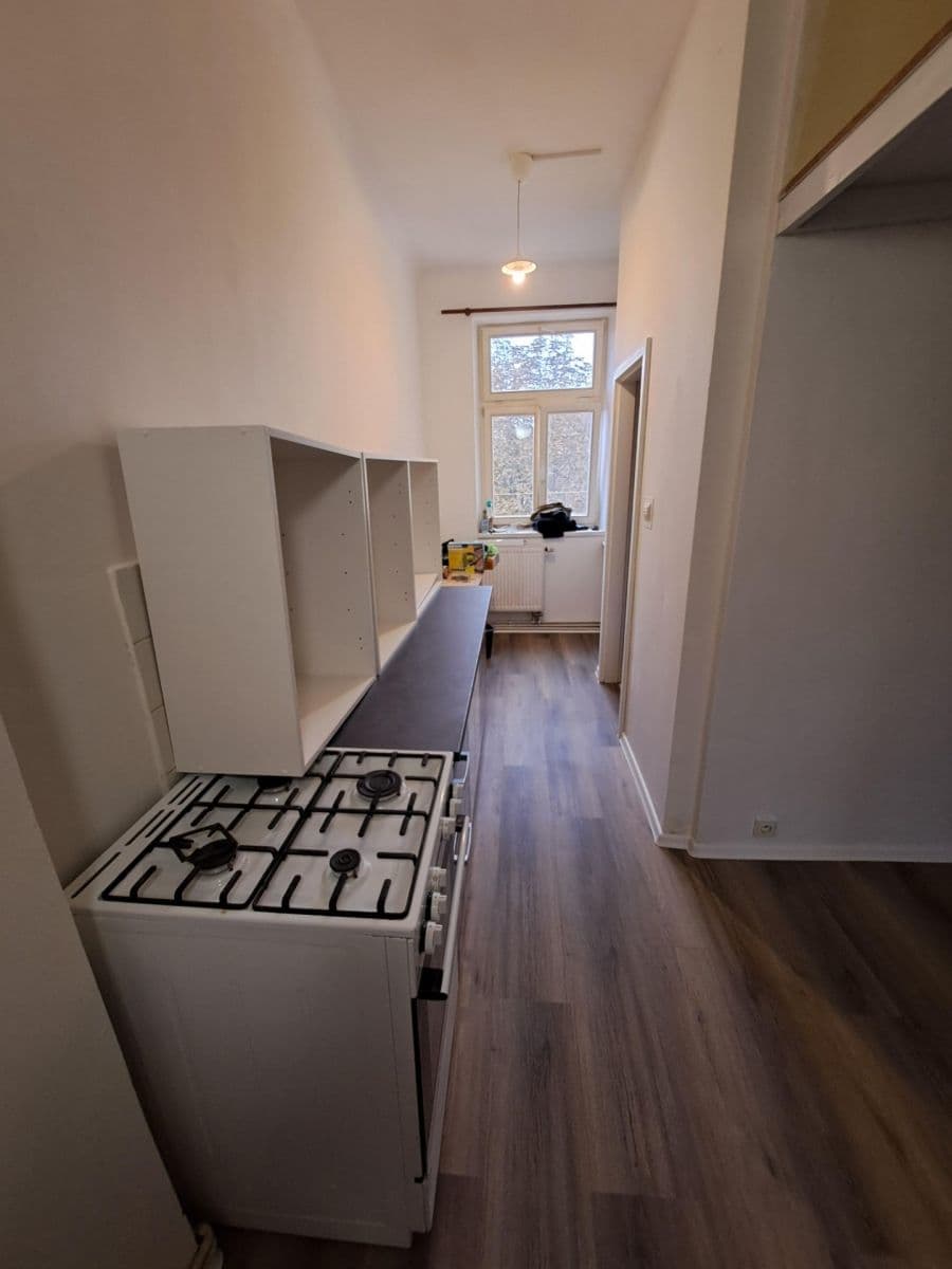 Prenájom bytu 2-izbový 40 m², Letohradská, Praha, Praha Prenájom bytu 2-izbový 40 m², Letohradská, Praha, Praha