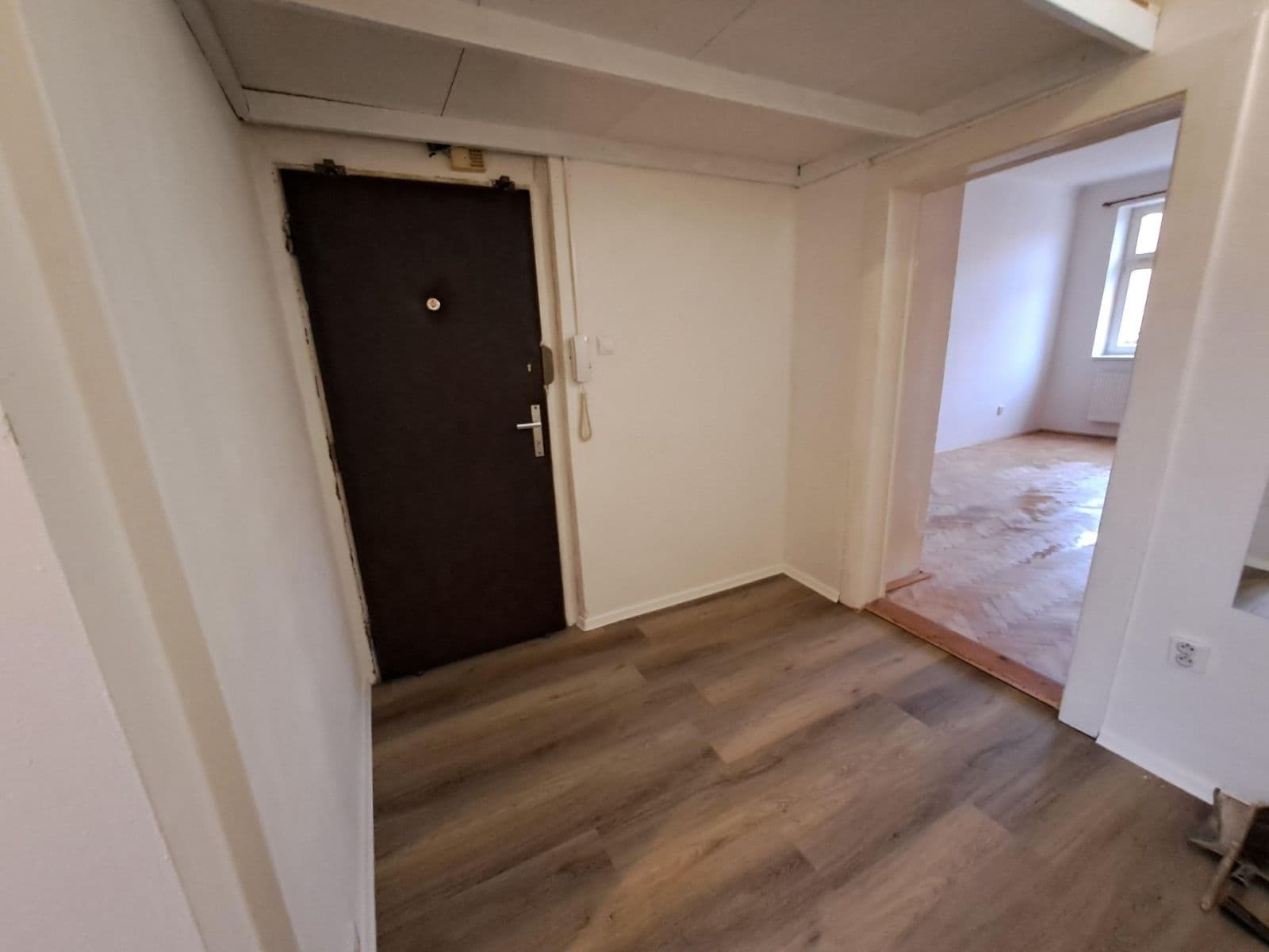 Prenájom bytu 2-izbový 40 m², Letohradská, Praha, Praha Prenájom bytu 2-izbový 40 m², Letohradská, Praha, Praha