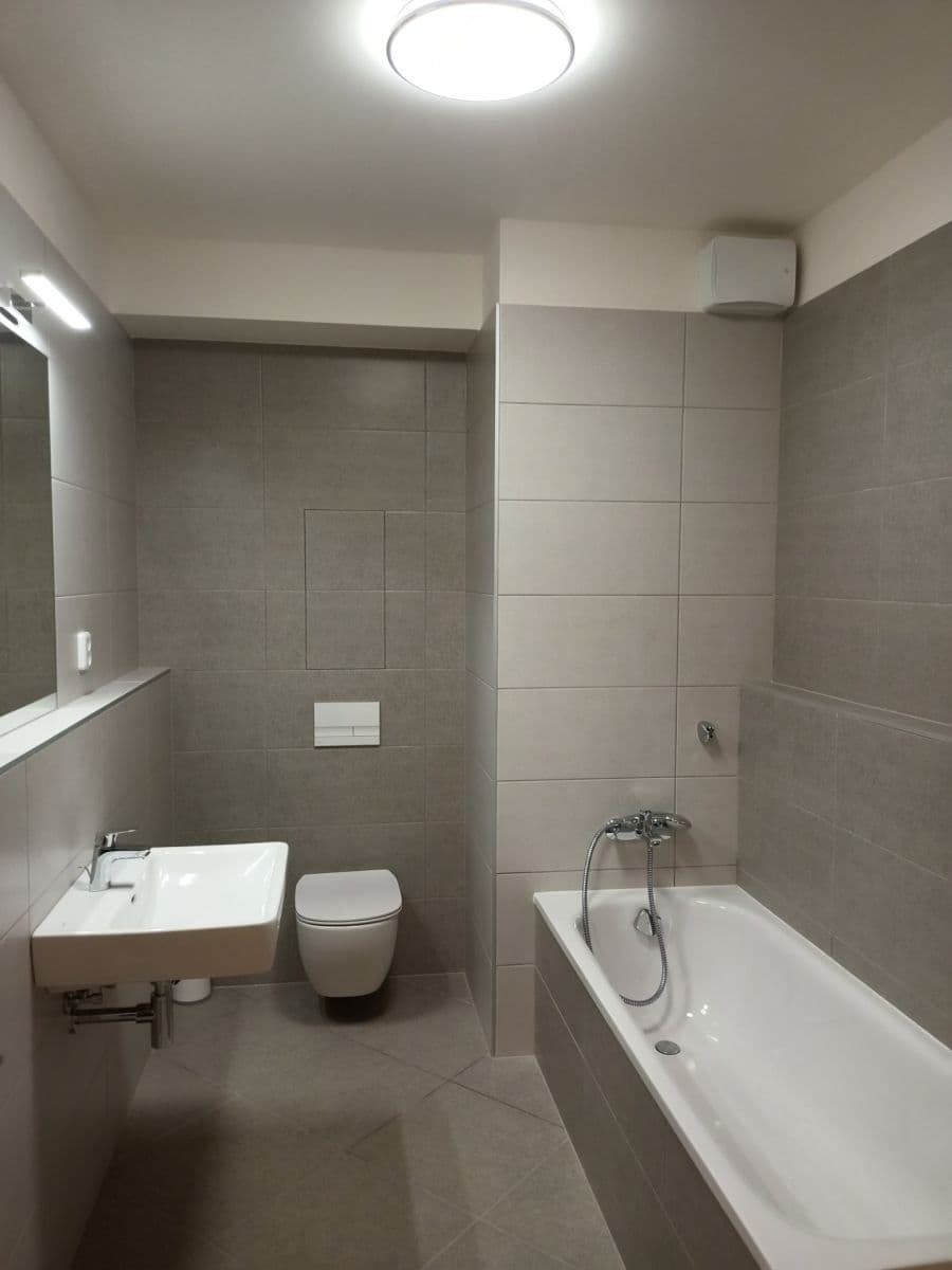 Predaj bytu 1-izbový 56 m², Gollové, Praha, Praha Predaj bytu 1-izbový 56 m², Gollové, Praha, Praha