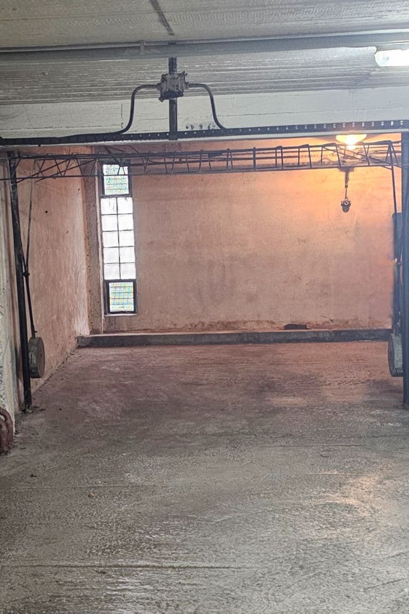 Prenájom garáže 20 m², Jihlavská, Praha, Praha Prenájom garáže 20 m², Jihlavská, Praha, Praha