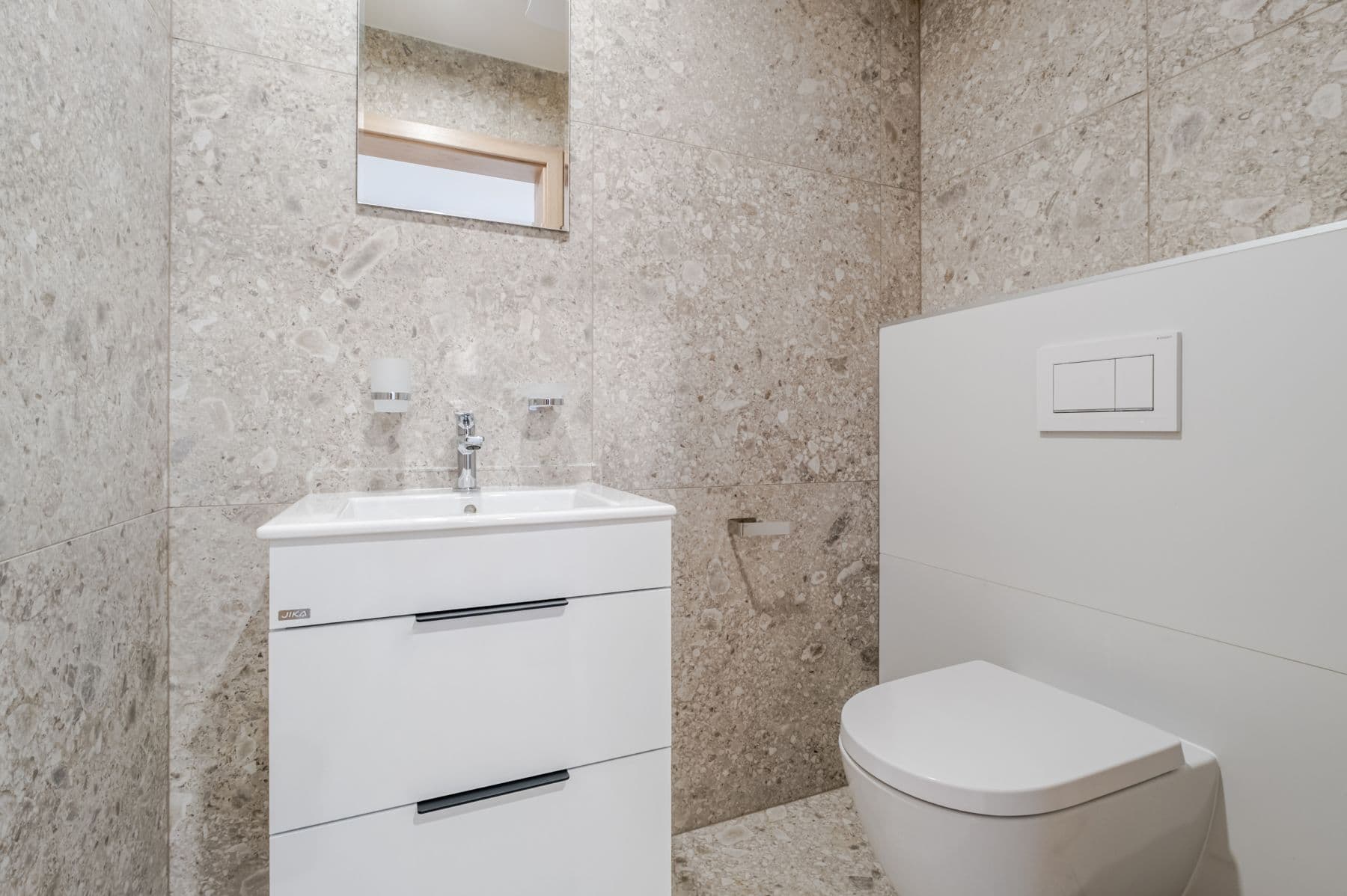 Prenájom bytu 78 m², Svatoslavova, Praha, Praha Prenájom bytu 78 m², Svatoslavova, Praha, Praha