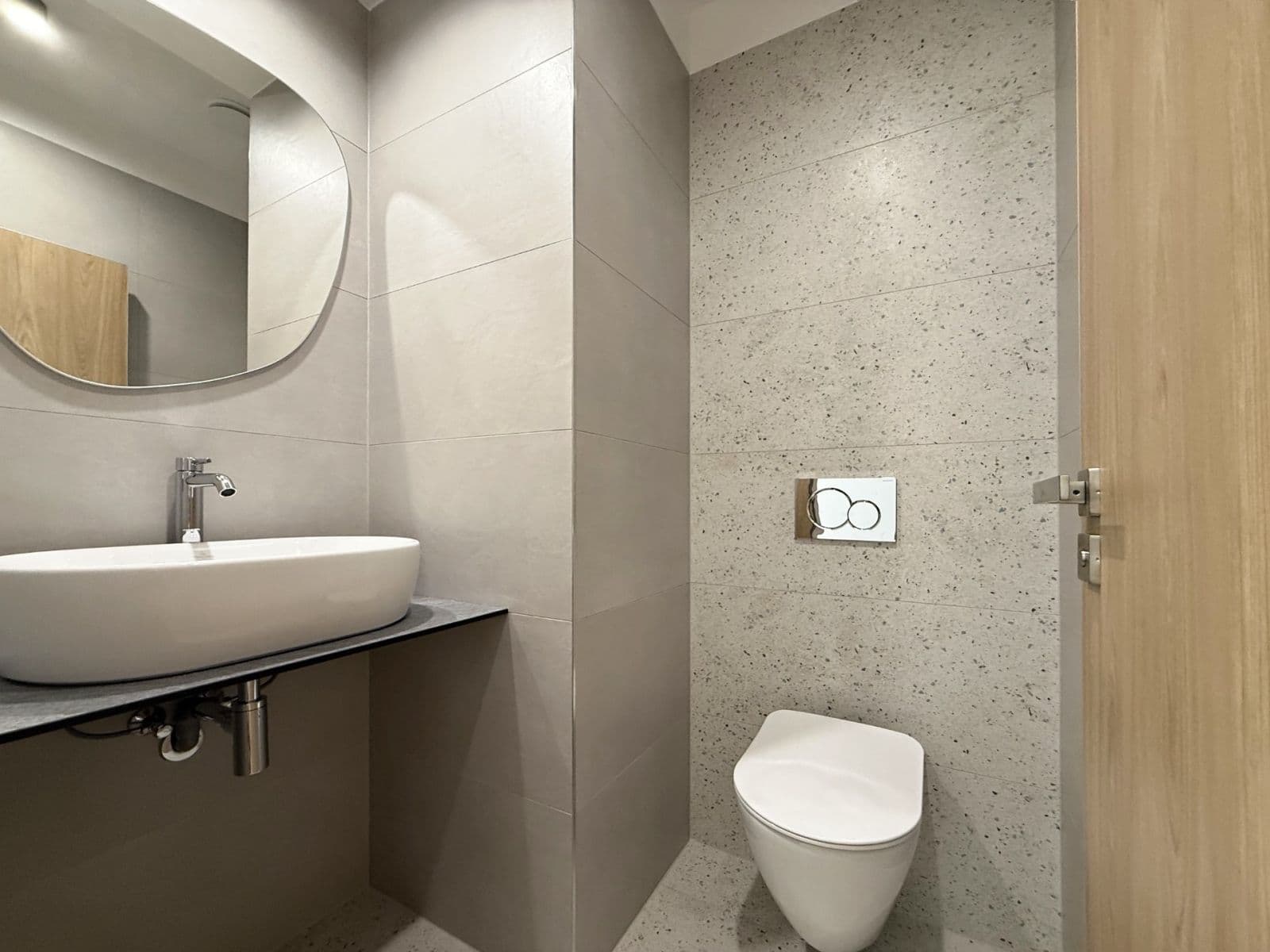 Predaj nebytového priestoru 81 m², Slovanská, Slavkov u Brna, Jihomoravský kraj Predaj nebytového priestoru 81 m², Slovanská, Slavkov u Brna, Jihomoravský kraj