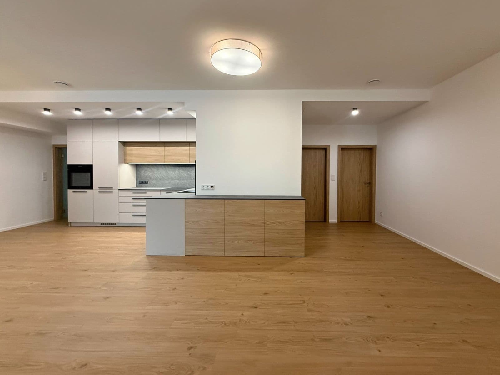 Predaj nebytového priestoru 81 m², Slovanská, Slavkov u Brna, Jihomoravský kraj Predaj nebytového priestoru 81 m², Slovanská, Slavkov u Brna, Jihomoravský kraj