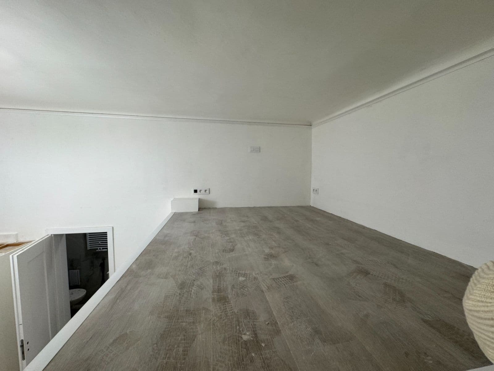 Prenájom bytu 1-izbový 22 m², U Půjčovny, Praha, Praha Prenájom bytu 1-izbový 22 m², U Půjčovny, Praha, Praha