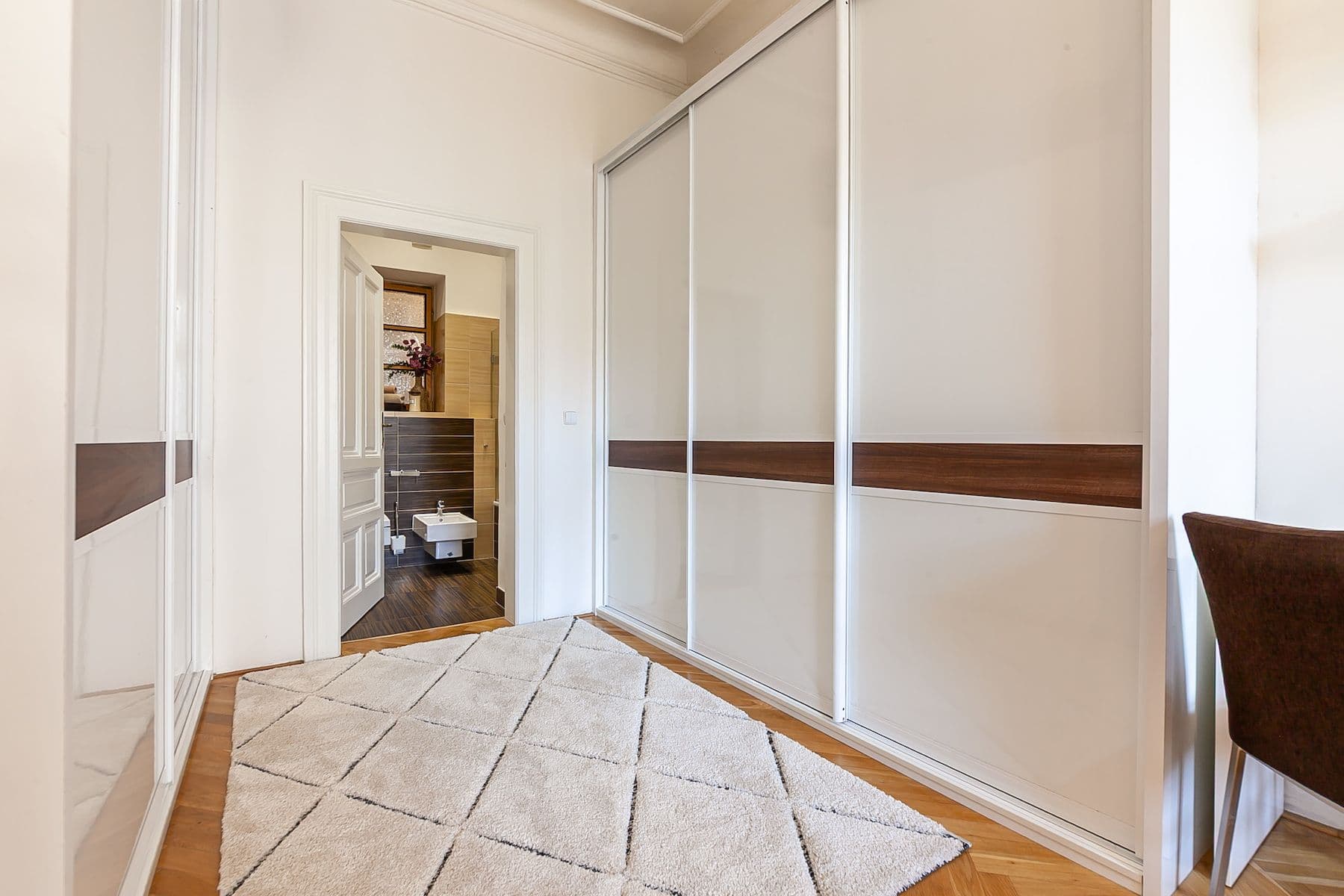 Predaj bytu 3-izbový 107 m², Soukenická, Praha, Praha Predaj bytu 3-izbový 107 m², Soukenická, Praha, Praha