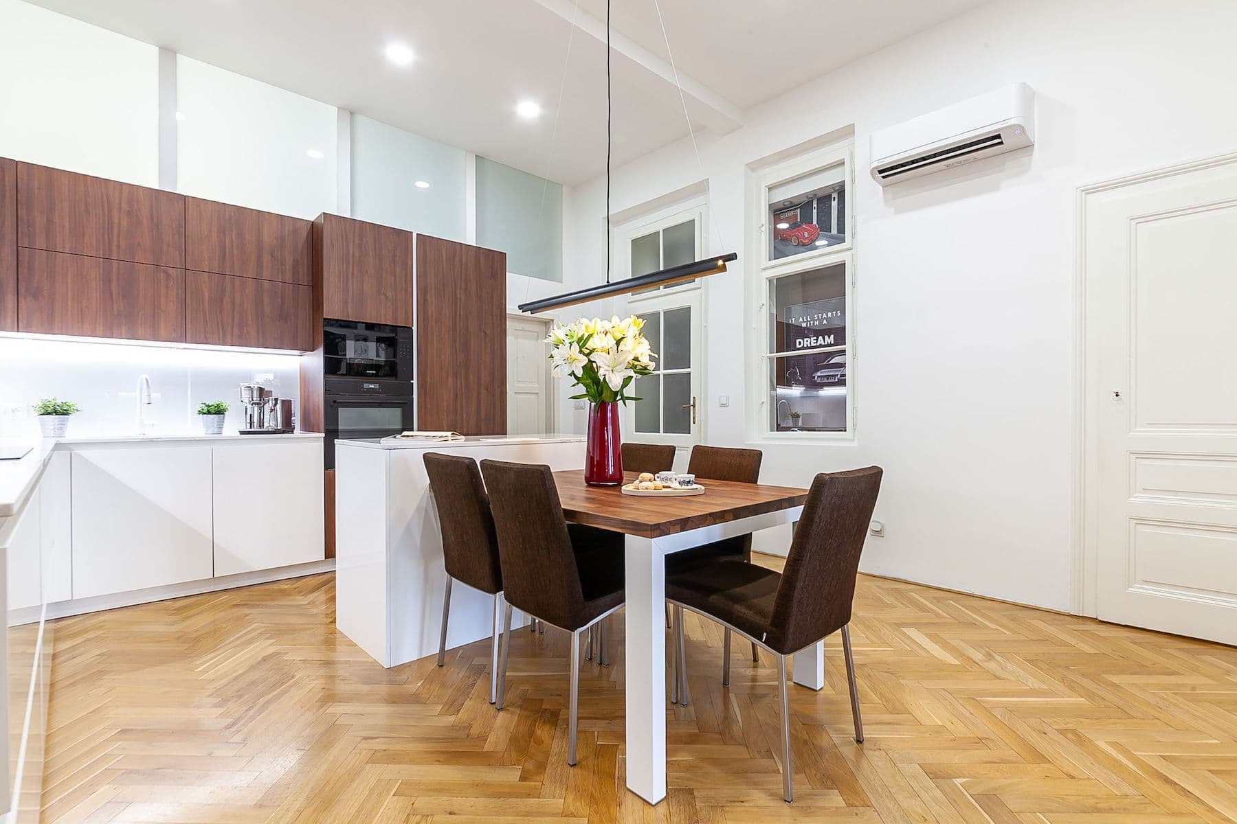 Predaj bytu 3-izbový 107 m², Soukenická, Praha, Praha Predaj bytu 3-izbový 107 m², Soukenická, Praha, Praha