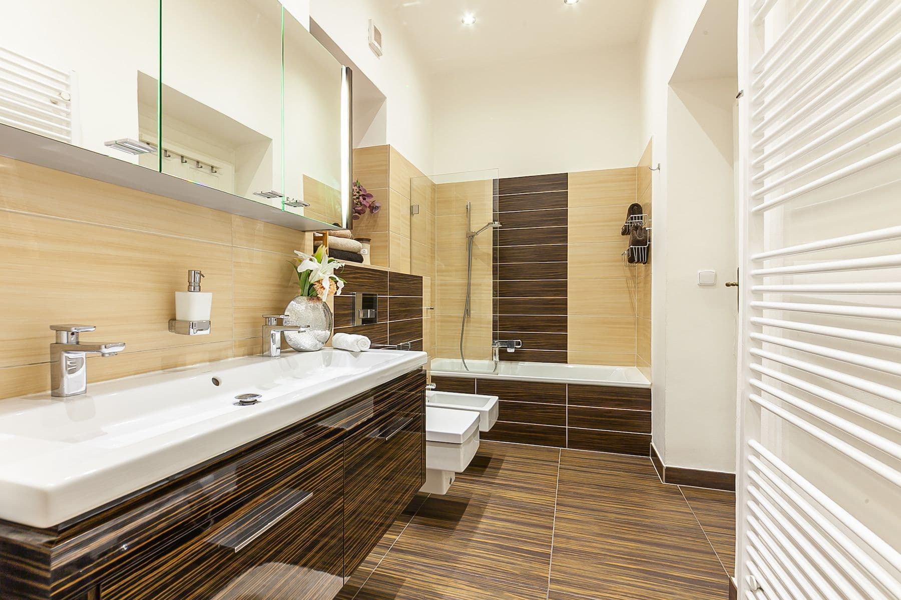 Predaj bytu 3-izbový 107 m², Soukenická, Praha, Praha Predaj bytu 3-izbový 107 m², Soukenická, Praha, Praha