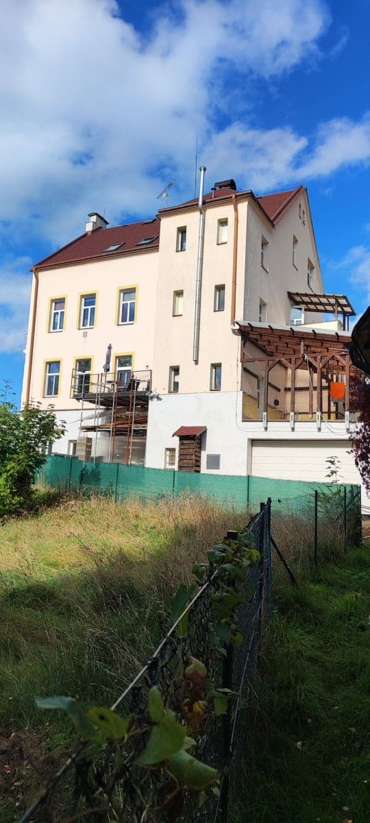 Predaj domu 739 m², pozemek 630 m², 9. května, Jablonec nad Nisou, Liberecký kraj Predaj domu 739 m², pozemek 630 m², 9. května, Jablonec nad Nisou, Liberecký kraj