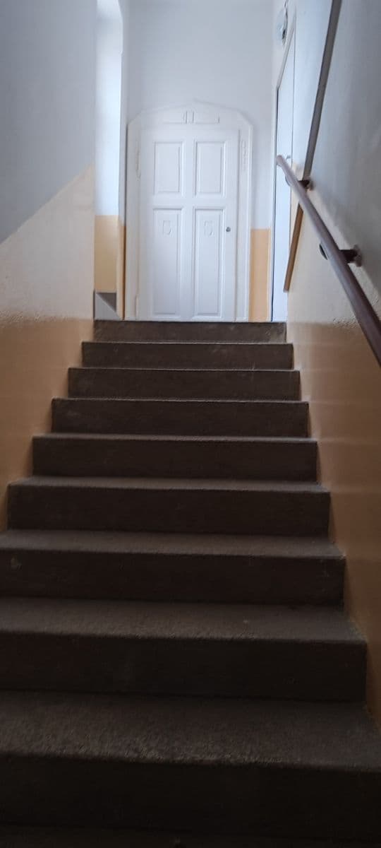 Predaj domu 739 m², pozemek 630 m², 9. května, Jablonec nad Nisou, Liberecký kraj Predaj domu 739 m², pozemek 630 m², 9. května, Jablonec nad Nisou, Liberecký kraj