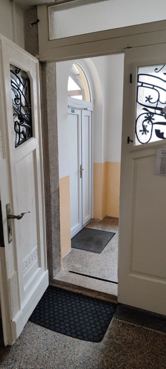 Predaj domu 739 m², pozemek 630 m², 9. května, Jablonec nad Nisou, Liberecký kraj Predaj domu 739 m², pozemek 630 m², 9. května, Jablonec nad Nisou, Liberecký kraj