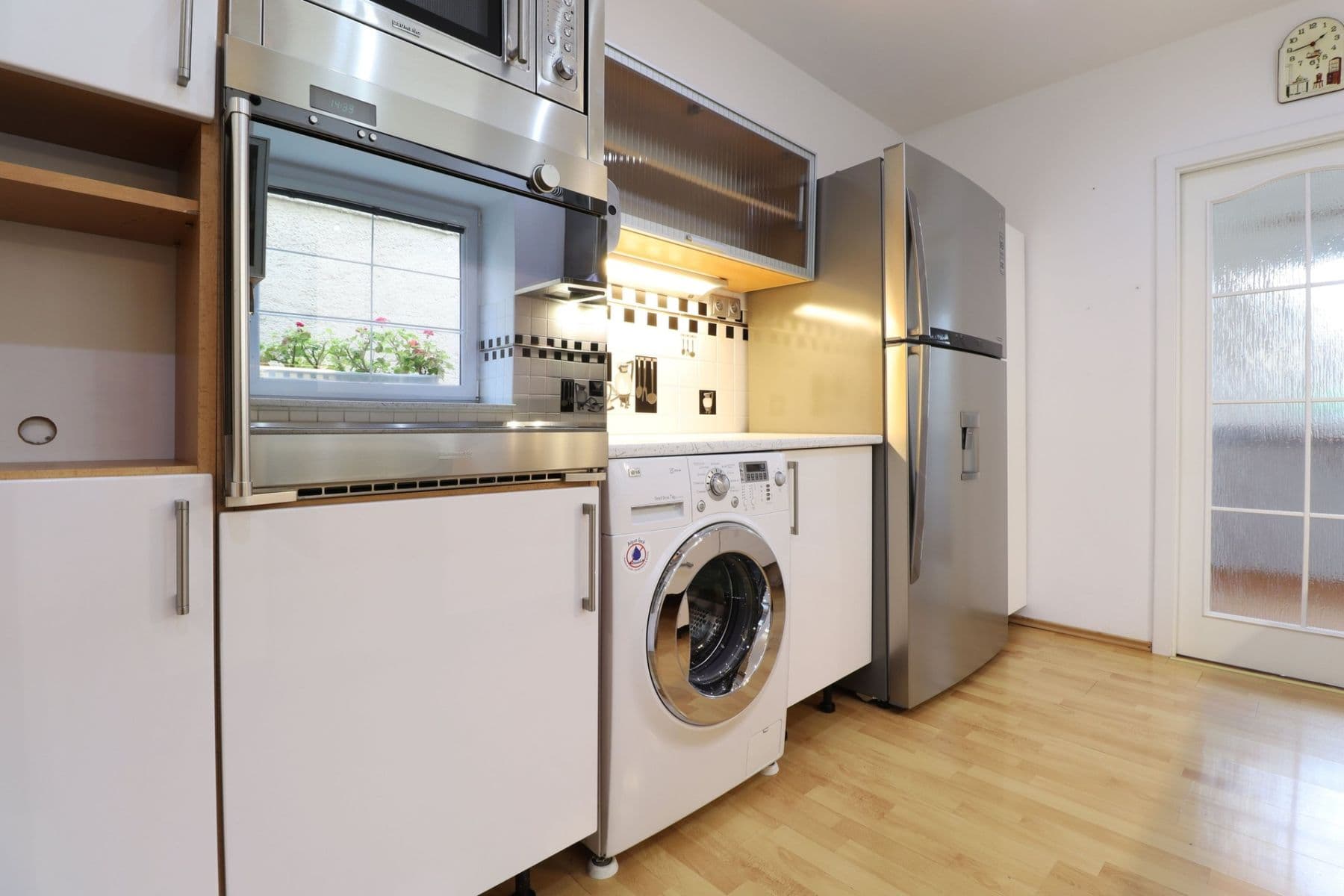 Prenájom bytu 3-izbový 91 m², M. Majerové, Kladno, Středočeský kraj Prenájom bytu 3-izbový 91 m², M. Majerové, Kladno, Středočeský kraj