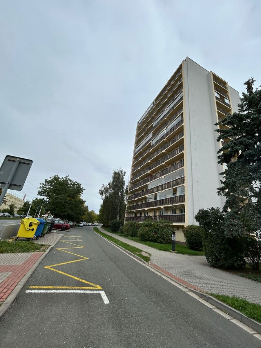 Predaj bytu 3-izbový 82 m², Na Drážce, Pardubice, Pardubický kraj Predaj bytu 3-izbový 82 m², Na Drážce, Pardubice, Pardubický kraj