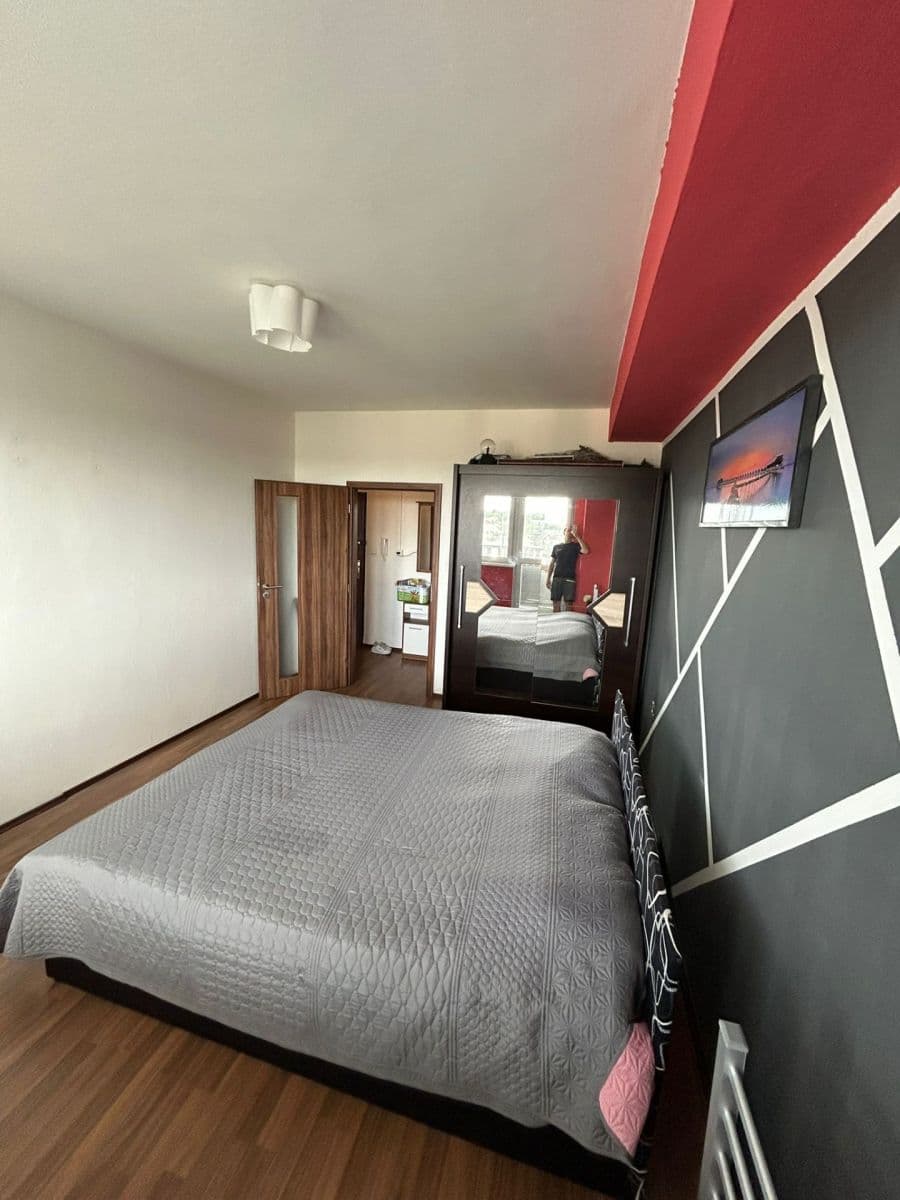 Predaj bytu 3-izbový 82 m², Na Drážce, Pardubice, Pardubický kraj Predaj bytu 3-izbový 82 m², Na Drážce, Pardubice, Pardubický kraj