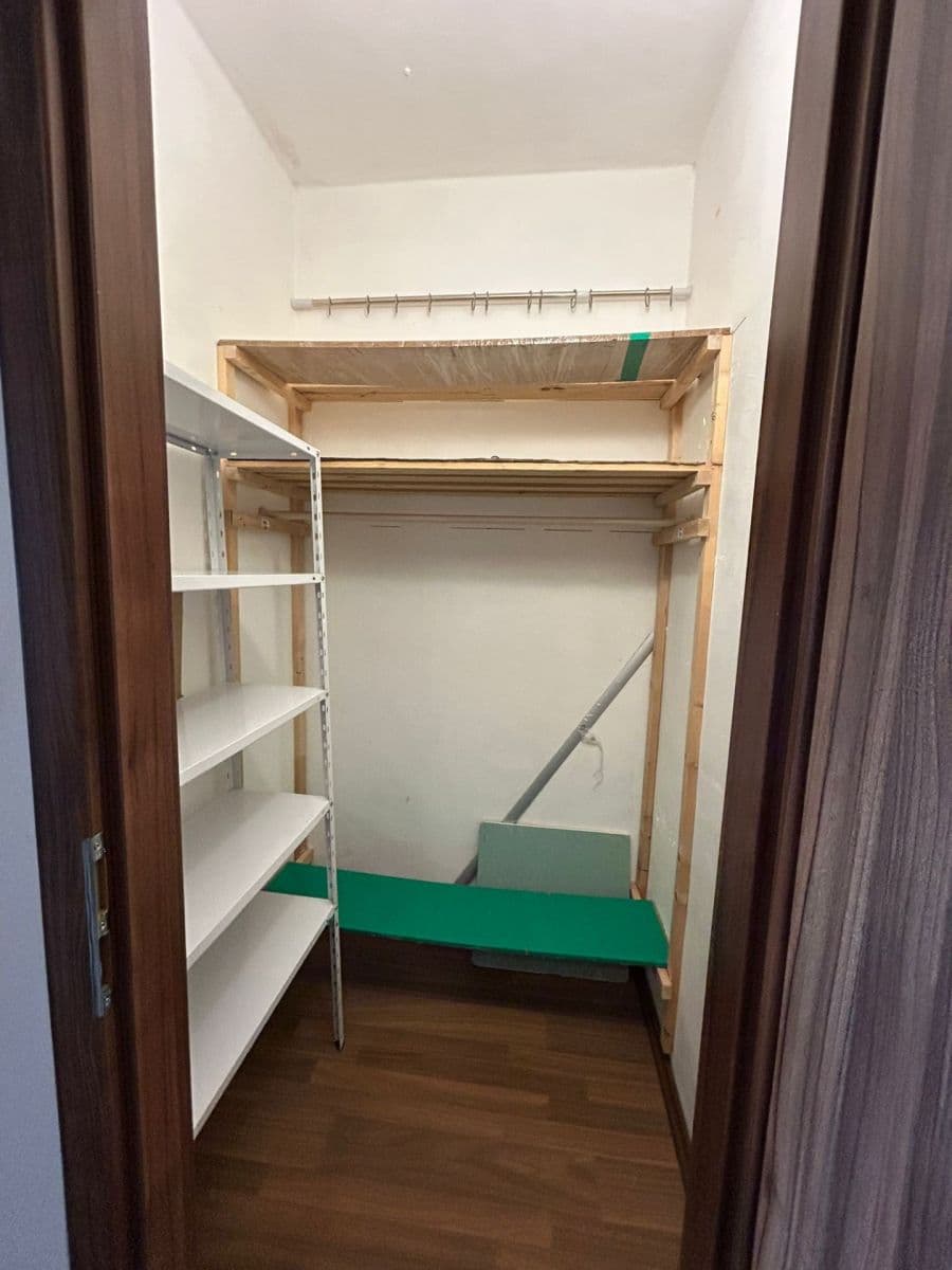 Predaj bytu 3-izbový 82 m², Na Drážce, Pardubice, Pardubický kraj Predaj bytu 3-izbový 82 m², Na Drážce, Pardubice, Pardubický kraj