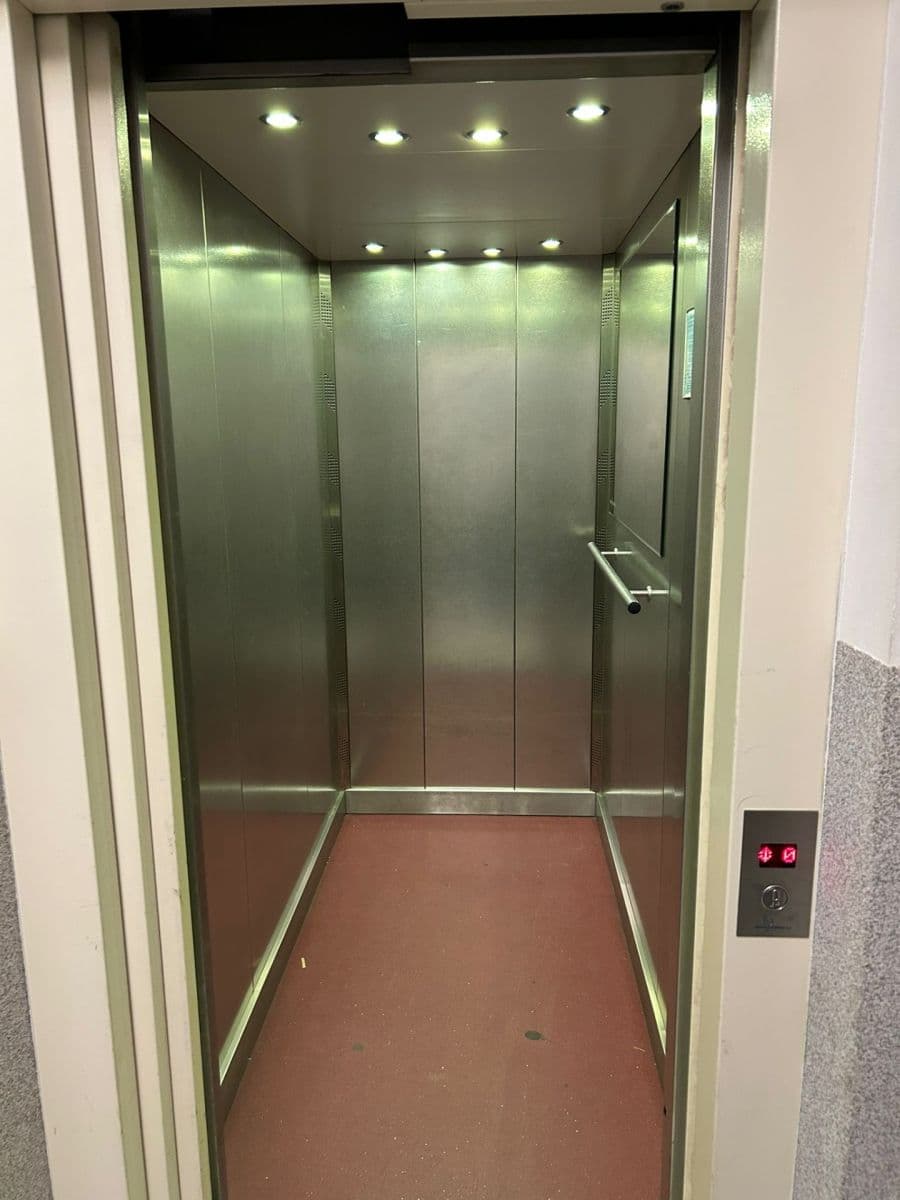 Predaj bytu 3-izbový 82 m², Na Drážce, Pardubice, Pardubický kraj Predaj bytu 3-izbový 82 m², Na Drážce, Pardubice, Pardubický kraj