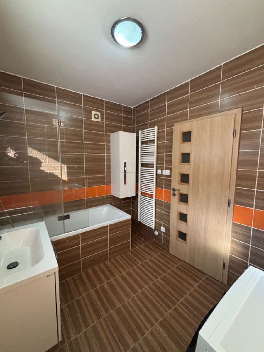 Predaj bytu 2-izbový 64 m², Sloupecká, Měchenice, Středočeský kraj Predaj bytu 2-izbový 64 m², Sloupecká, Měchenice, Středočeský kraj