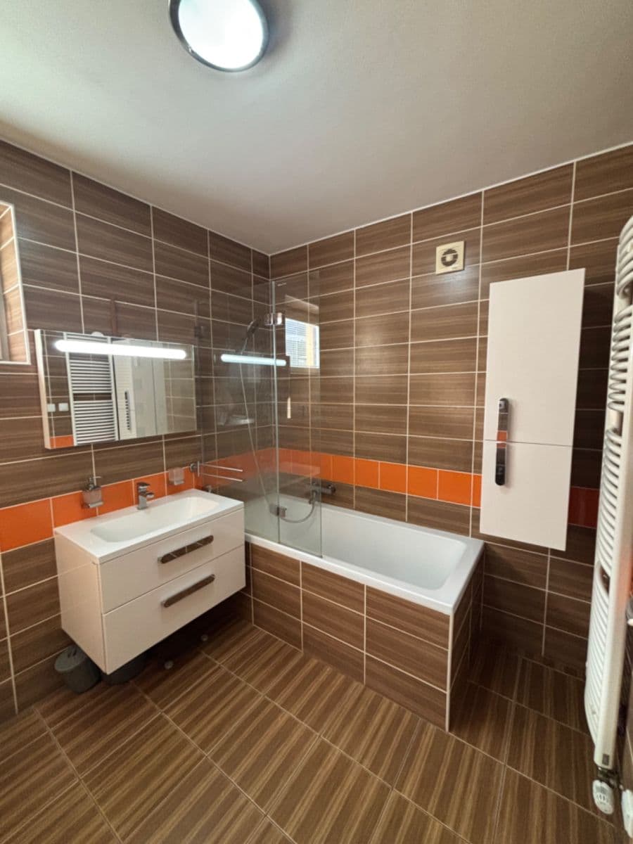 Predaj bytu 2-izbový 64 m², Sloupecká, Měchenice, Středočeský kraj Predaj bytu 2-izbový 64 m², Sloupecká, Měchenice, Středočeský kraj