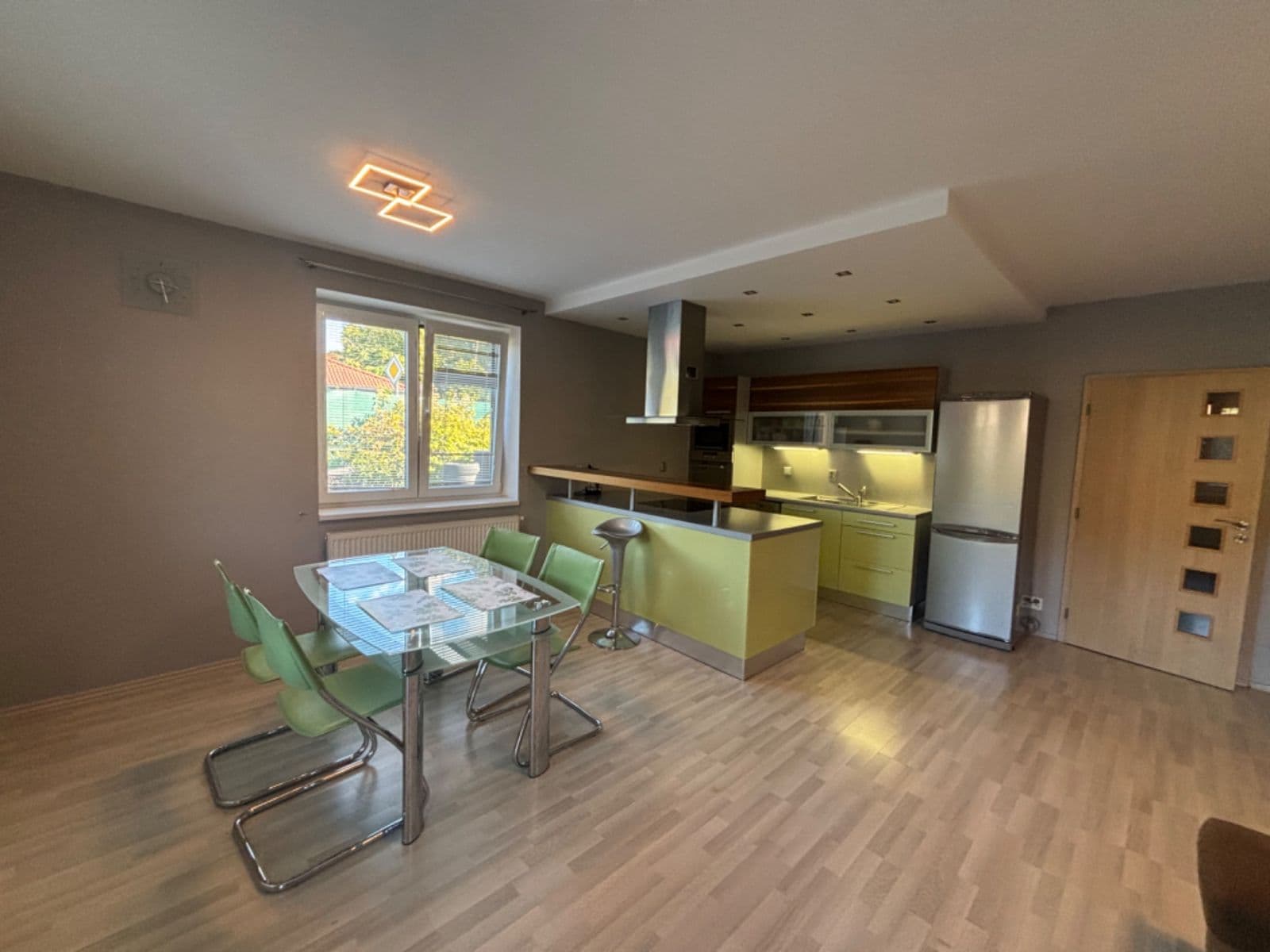 Predaj bytu 2-izbový 64 m², Sloupecká, Měchenice, Středočeský kraj Predaj bytu 2-izbový 64 m², Sloupecká, Měchenice, Středočeský kraj