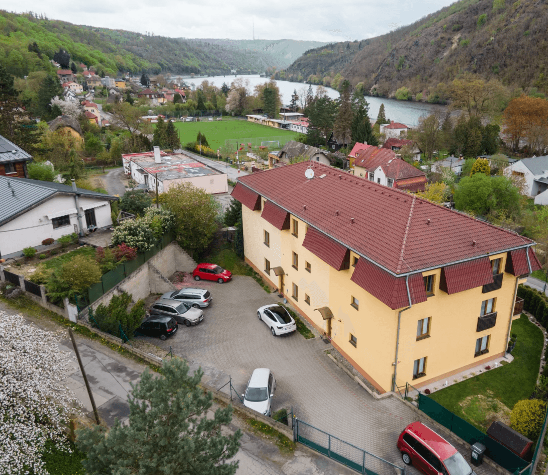 Predaj bytu 2-izbový 64 m², Sloupecká, Měchenice, Středočeský kraj Predaj bytu 2-izbový 64 m², Sloupecká, Měchenice, Středočeský kraj