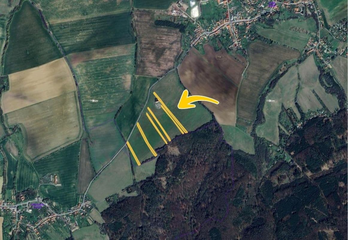 Predaj pozemku 20.175 m², Roštín, Zlínský kraj Predaj pozemku 20.175 m², Roštín, Zlínský kraj