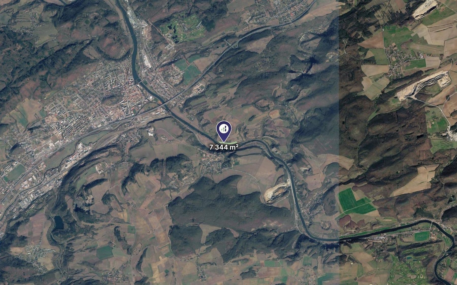 Predaj pozemku 7.344 m², Beroun, Středočeský kraj Predaj pozemku 7.344 m², Beroun, Středočeský kraj