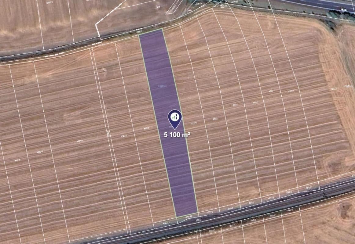 Predaj pozemku 5.100 m², Jeneč, Středočeský kraj Predaj pozemku 5.100 m², Jeneč, Středočeský kraj
