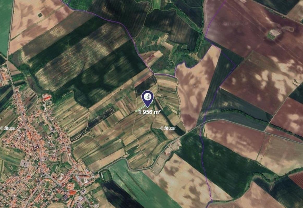 Predaj pozemku 1.956 m², Čejkovice, Jihomoravský kraj Predaj pozemku 1.956 m², Čejkovice, Jihomoravský kraj