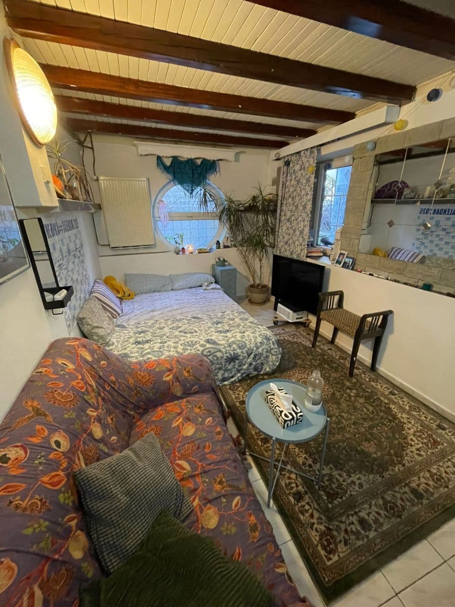 Prenájom bytu Garsoniéra 18 m², Na Hrázi, Praha, Praha Prenájom bytu Garsoniéra 18 m², Na Hrázi, Praha, Praha