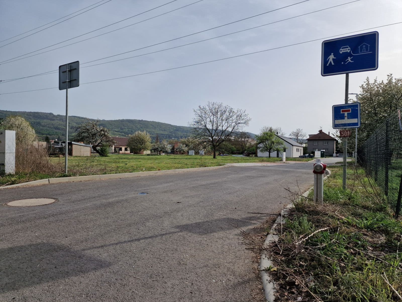 Predaj pozemku 1.397 m², Za Archivem, Dobřichovice, Středočeský kraj Predaj pozemku 1.397 m², Za Archivem, Dobřichovice, Středočeský kraj