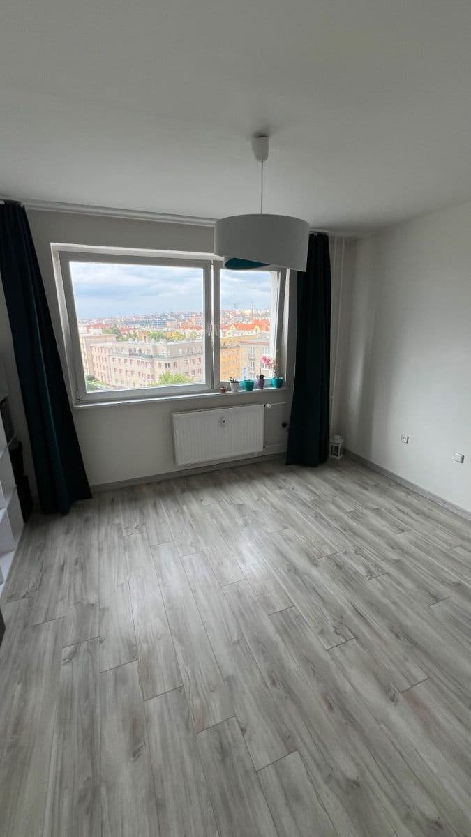 Prenájom bytu 2-izbový 48 m², Průběžná, Praha, Praha Prenájom bytu 2-izbový 48 m², Průběžná, Praha, Praha