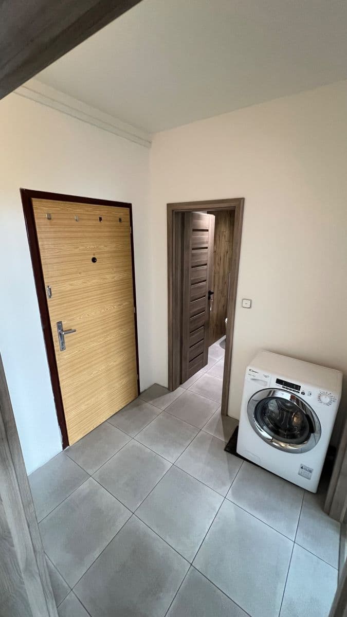 Prenájom bytu 2-izbový 48 m², Průběžná, Praha, Praha Prenájom bytu 2-izbový 48 m², Průběžná, Praha, Praha