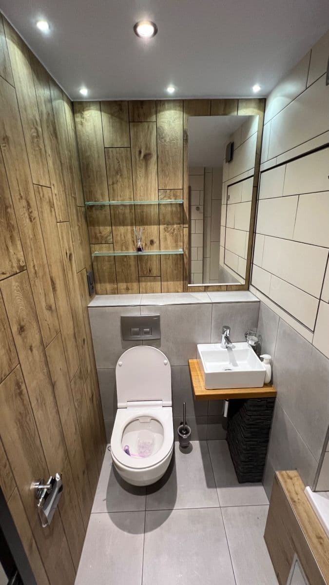 Prenájom bytu 2-izbový 48 m², Průběžná, Praha, Praha Prenájom bytu 2-izbový 48 m², Průběžná, Praha, Praha